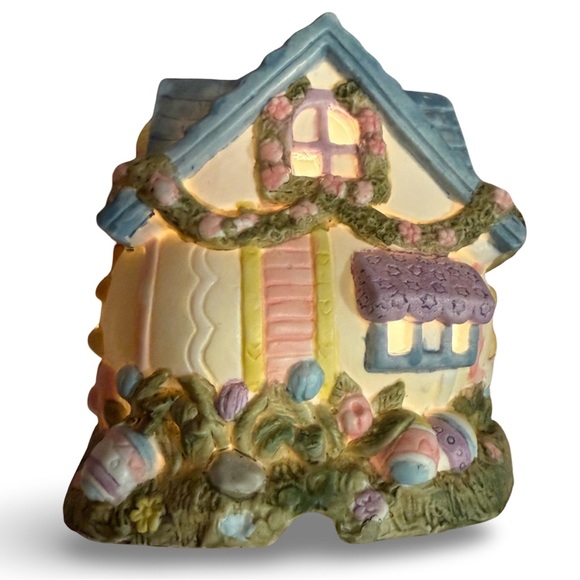 Vintage Easter Village Light up Flower Shop - Picture 3 of 3